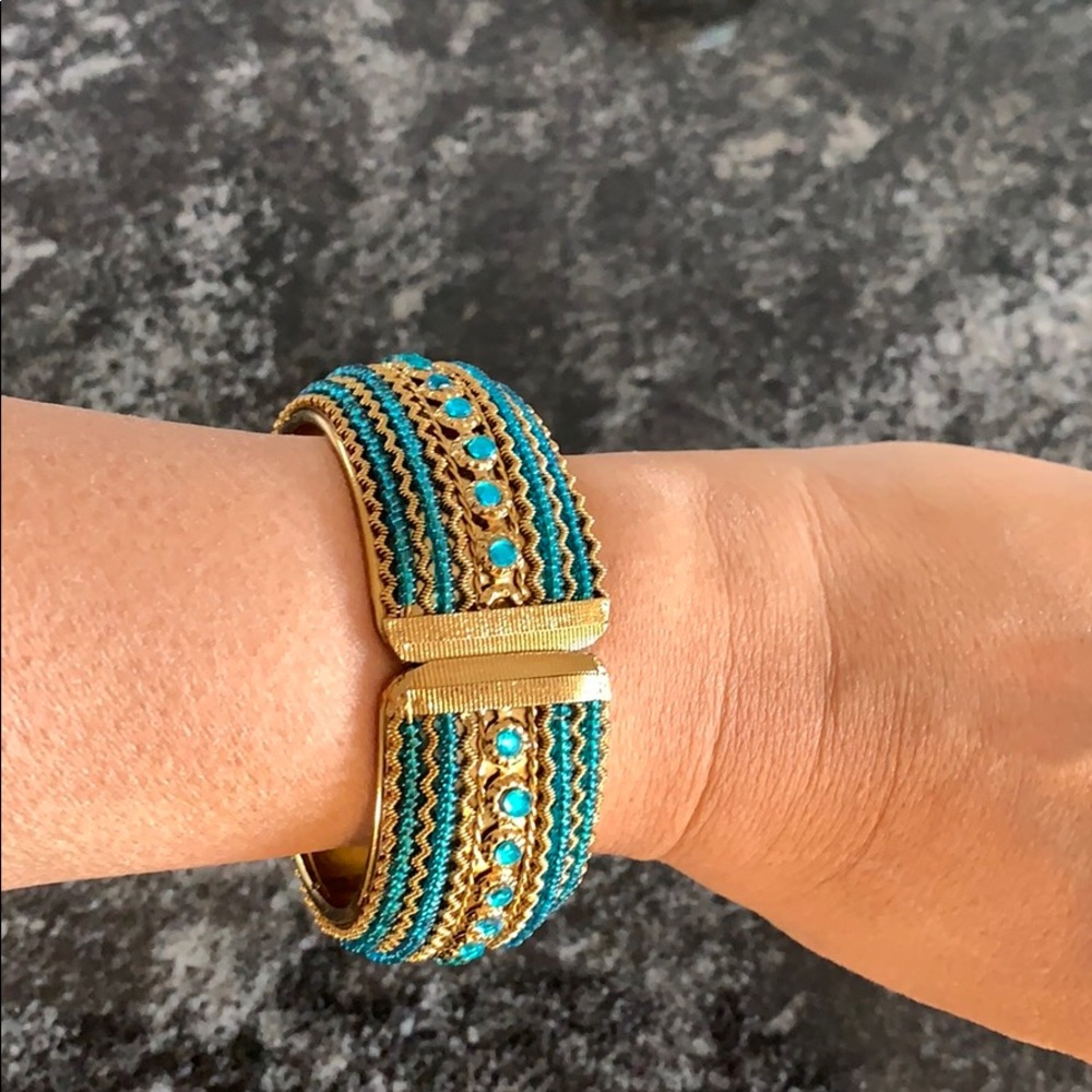 Gorgeous Bangle - Picture 4 of 4
